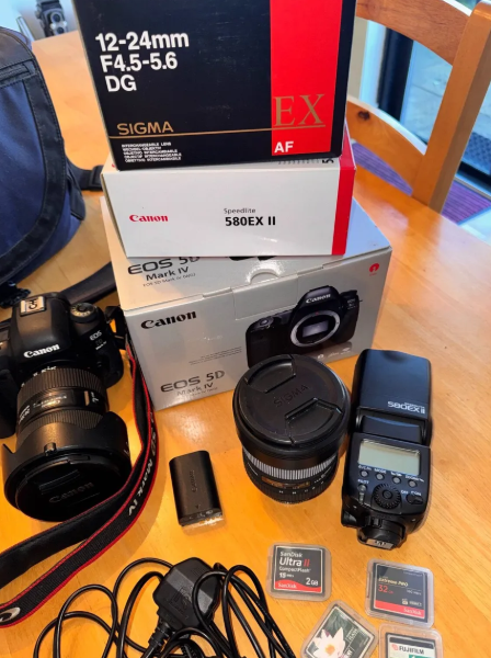 Canon 5D Mark IV Digital SLR Camera