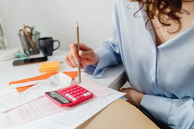Your Accounts Need Experts. Your Business Needs You