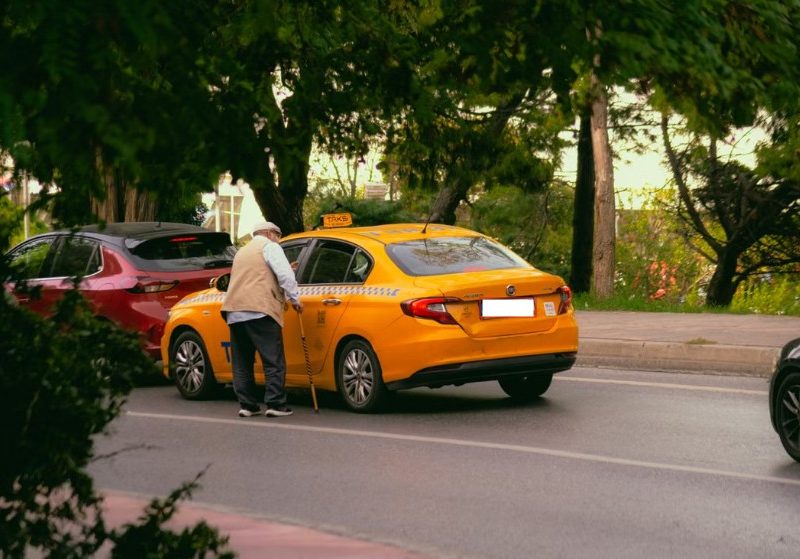 Taxi to Melbourne airport - Silvercabs Melbourne