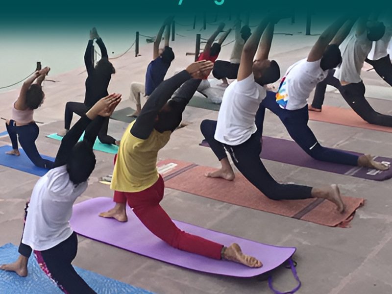 Breathe, Move & Meditate – Yoga Basics in Laxman Jhula–Tapovan