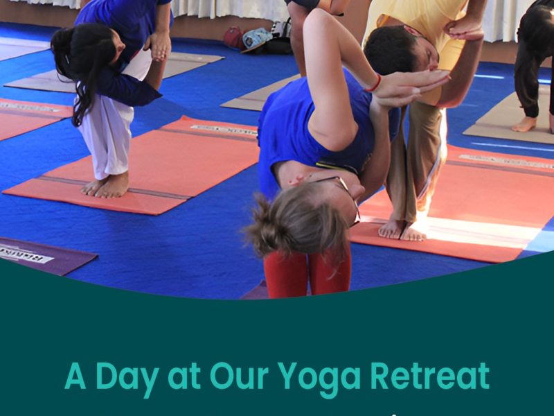 Breathe, Move & Meditate – Yoga Basics in Laxman Jhula–Tapovan