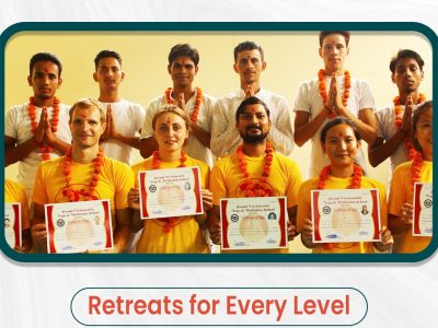 Breathe, Move & Meditate – Yoga Basics in Laxman Jhula–Tapovan