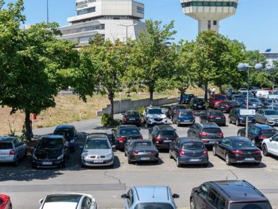 Aparcamiento económico y de bajo coste en Madrid T2, cerca del aeropuerto