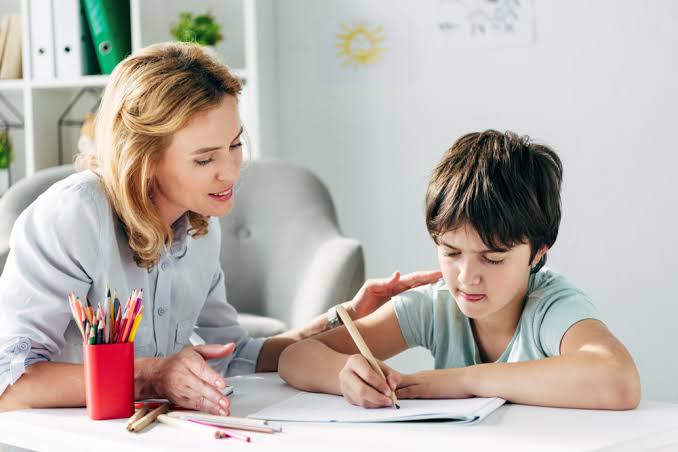Practical Parenting Guidance Through Flexible Virtual Support