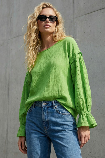 Wholesale Women Tops: Grow Big, Buy Smart with Leading Ladies Top Suppliers