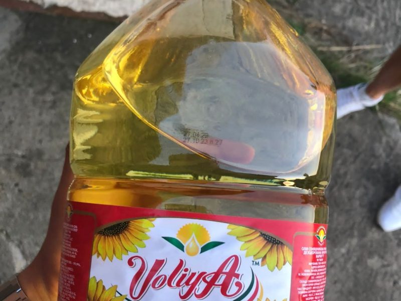 Refined Sunflower Oil Pet Bottle 1 and 5 L (truck load, per 1000L)