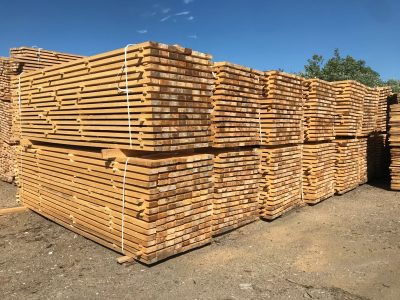 Natural Pine Wood Building Material- Customized Pine Timber /lumber/log Wood for Sale