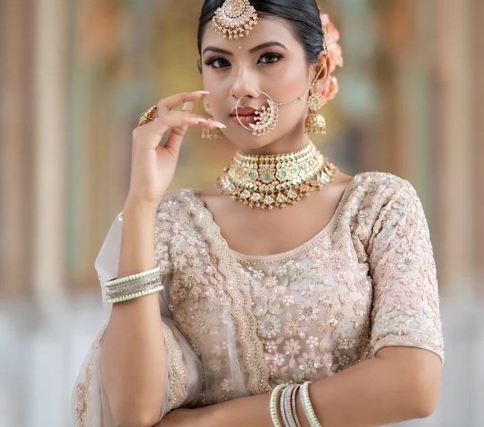 Nail Art Course in Jaipur - Lakme Academy