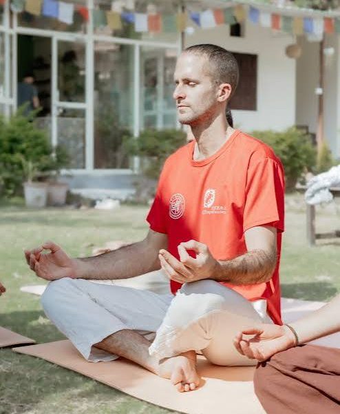 100 Hour Yoga TTC in Rishikesh – Begin Your Yoga Journey