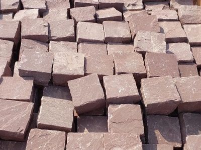 Red Mandana cube stone in Delhi NCR 9311658285