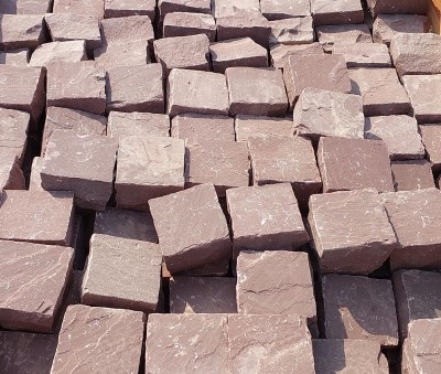 Red Mandana cube stone in Delhi NCR 9311658285