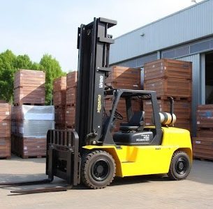Get Certified with Reach Truck Training | CN ForkLift Training