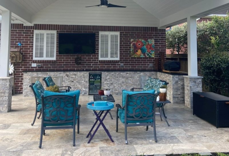 Expanding Living Space with Houston Outdoor Kitchens
