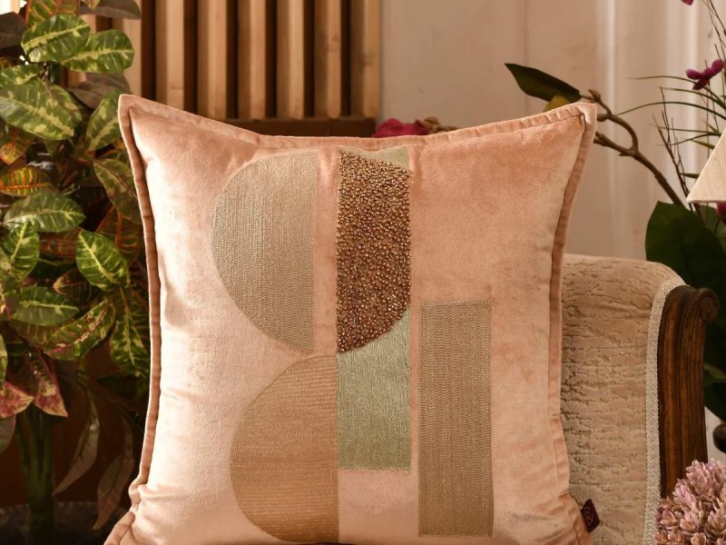 Buy Premium Cotton Table Runner Online | CR Home