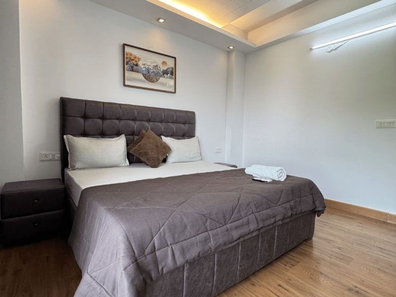 Comfortable Service Apartments in Delhi Near Airport | Fortune Home