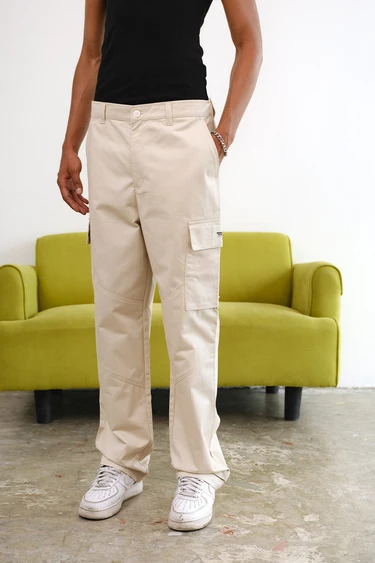 Upgrade Your Everyday Style with Men's Bottoms in the UAE