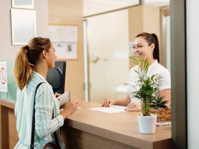 We are Hiring Receptionist in Salem