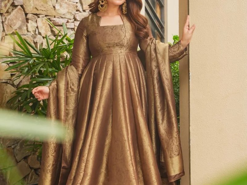 Buy Zarika Noor Banarasi Cosmos Anarkali Suit Set Online